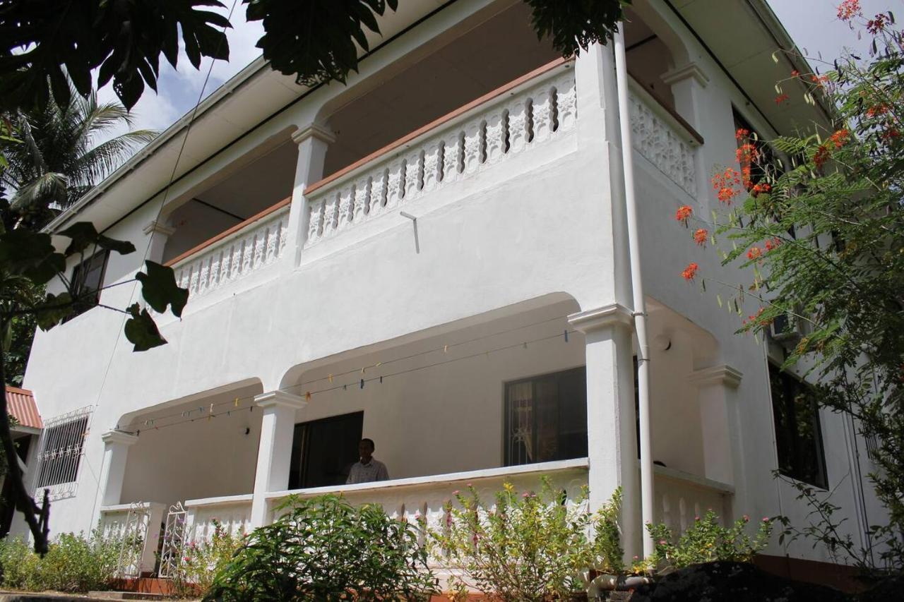 Gigi's Self Catering Apartamento Port Glaud