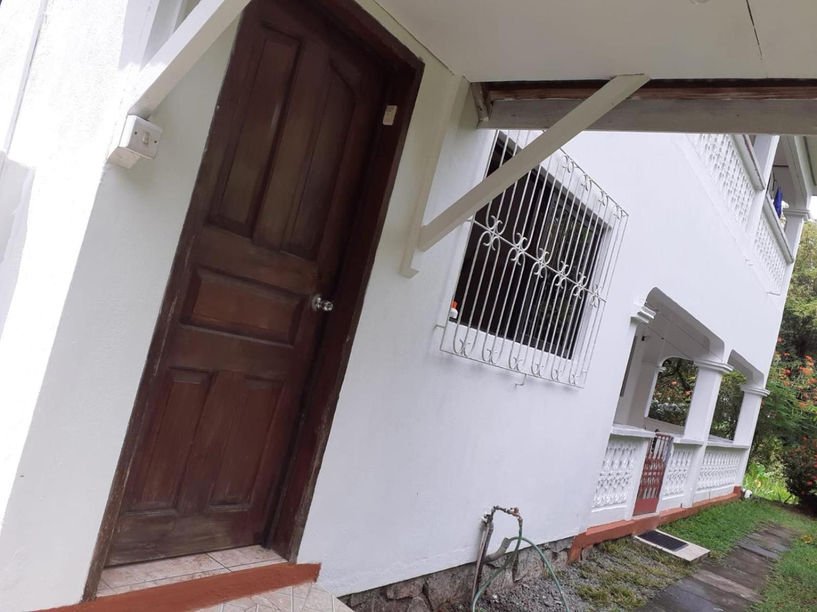 Gigi's Self Catering Apartamento *
